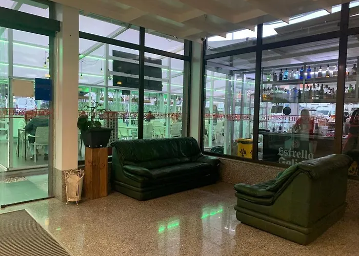 Отель Chips Ferrol Нарон