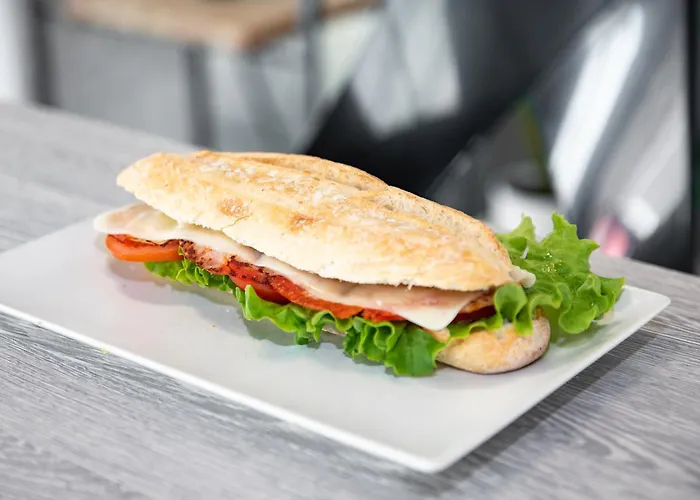 Chips Ferrol Hotel *